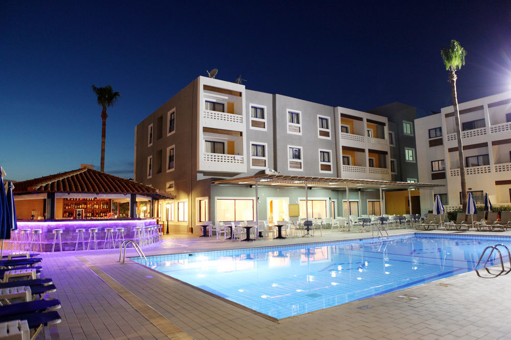 Kefalos - Damon Hotel Apartments Paphos Eksteriør billede